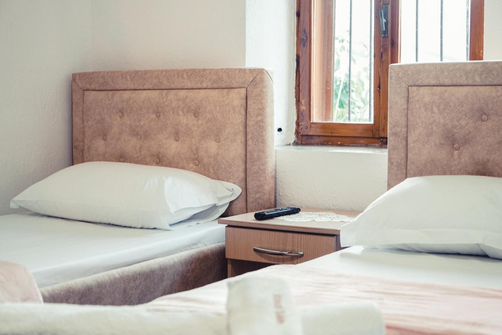 Guesthouse Arber Gjirokastër Buitenkant foto