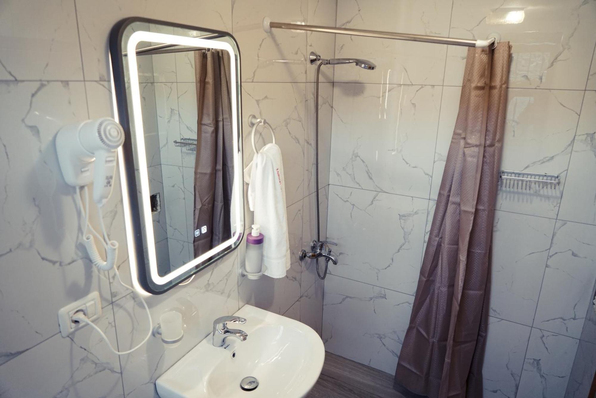Guesthouse Arber Gjirokastër Buitenkant foto